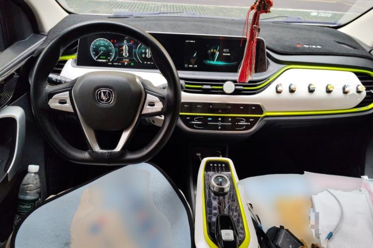Used CHANGAN OSHAN Benni E-Star 2020 Xinyue Edition Lithium-NMC Center Console