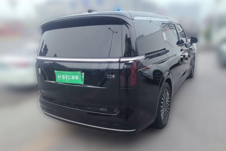 Used Zeekr 009 2022 WE Edition
