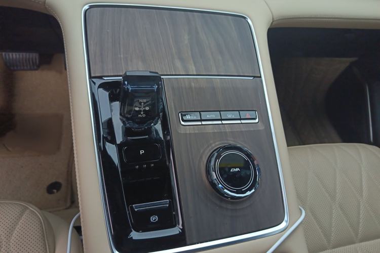 Used Geely Auto Monjaro L 2025 Dongfang Yao 2.0TD Automatic Lanxing Edition
