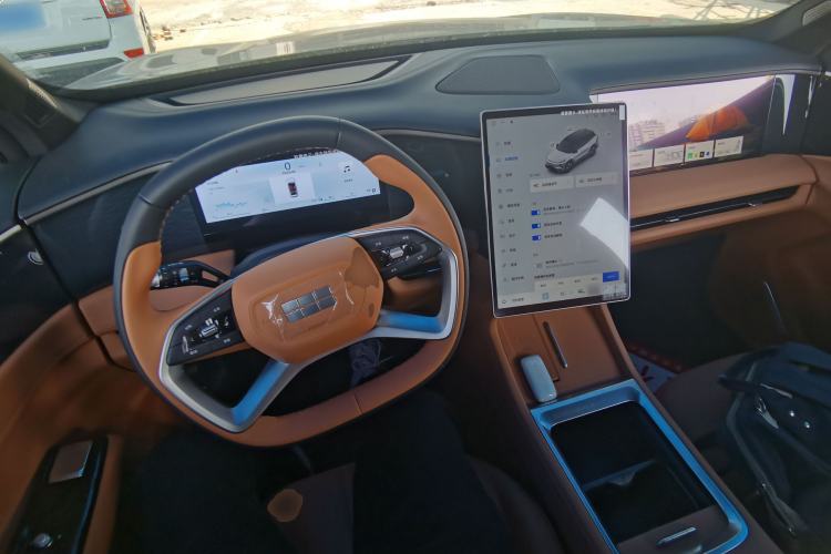 Used Geely Galaxy L7 2025 EM-i 115km Exploration Edition Center Console