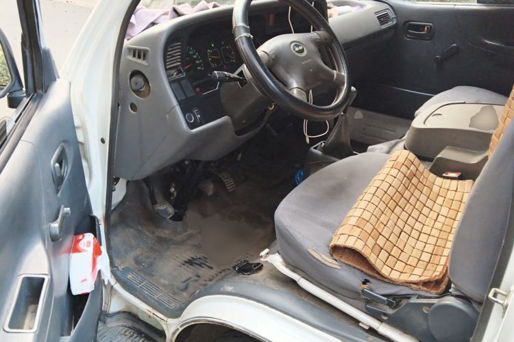 Used Jinbei Hiace 2020 2.0L Xiangyun Series Luxury Van High Roof China VI Standard Model 1TZS