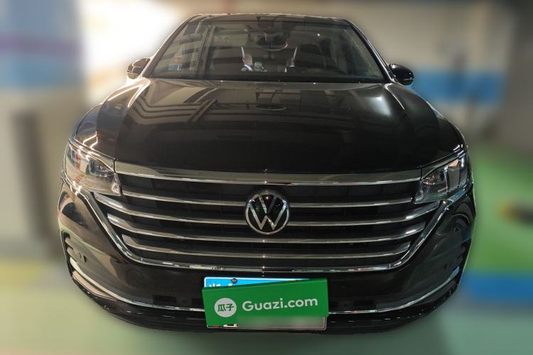 Used Volkswagen Viloran 2022 380TSI Luxury Edition