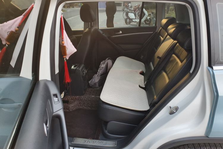 Used Volkswagen Tiguan 2016 280TSI Automatic Two-Wheel Drive Silk Road Comfort Edition Left Rear Seat