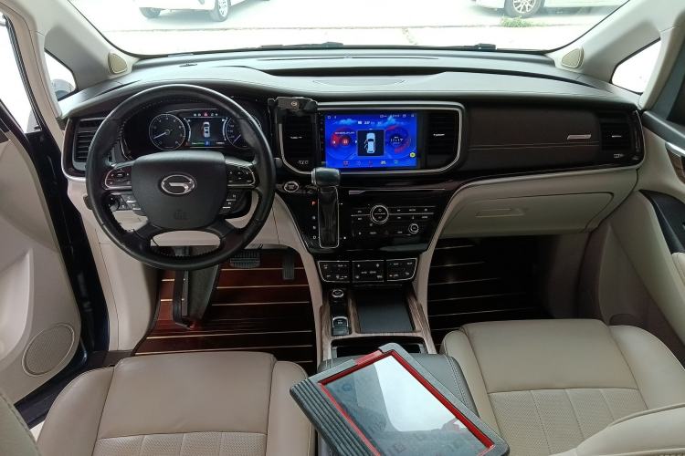 Used GAC Trumpchi M8 2018 320T Luxury Edition Center Console