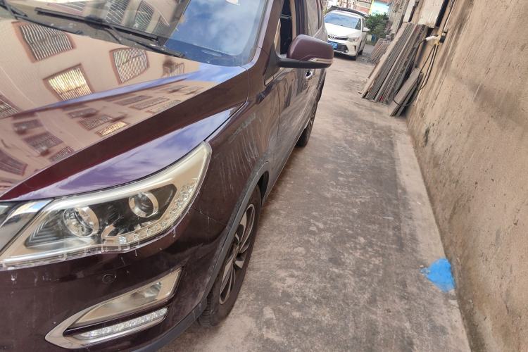 Used Baojun 560 2015 1.8L manual luxury version
