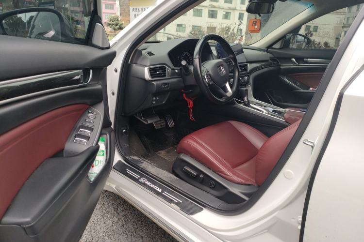 Used Honda Accord 2022 260TURBO Phantom Night · Prestige Edition Interior 3