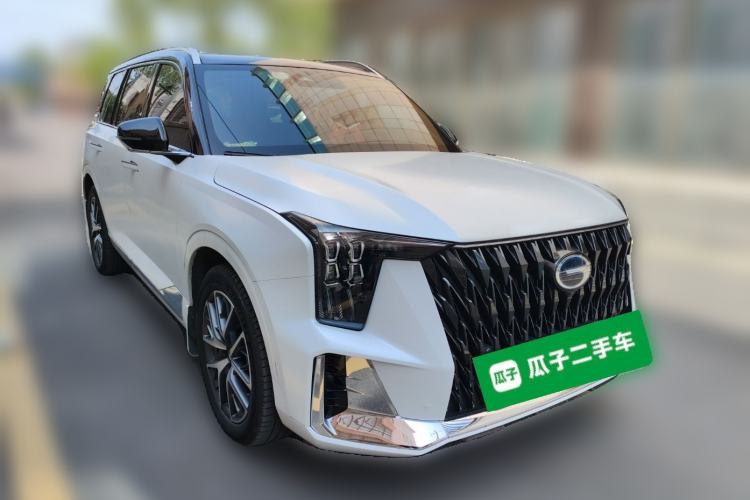 Used GAC Trumpchi GS8 2024 Dual-Motor Series 2.0TM Two-Wheel Drive Premium Edition Front Right 45 Deg