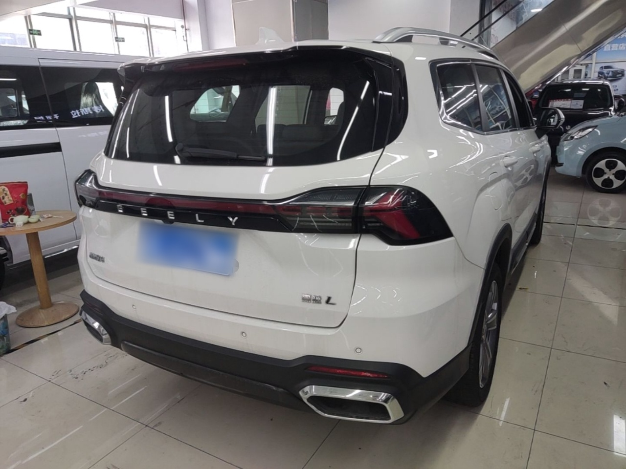 Geely Auto Haoyue L 2024 2.0T DCT Luxury Version — снимка 6