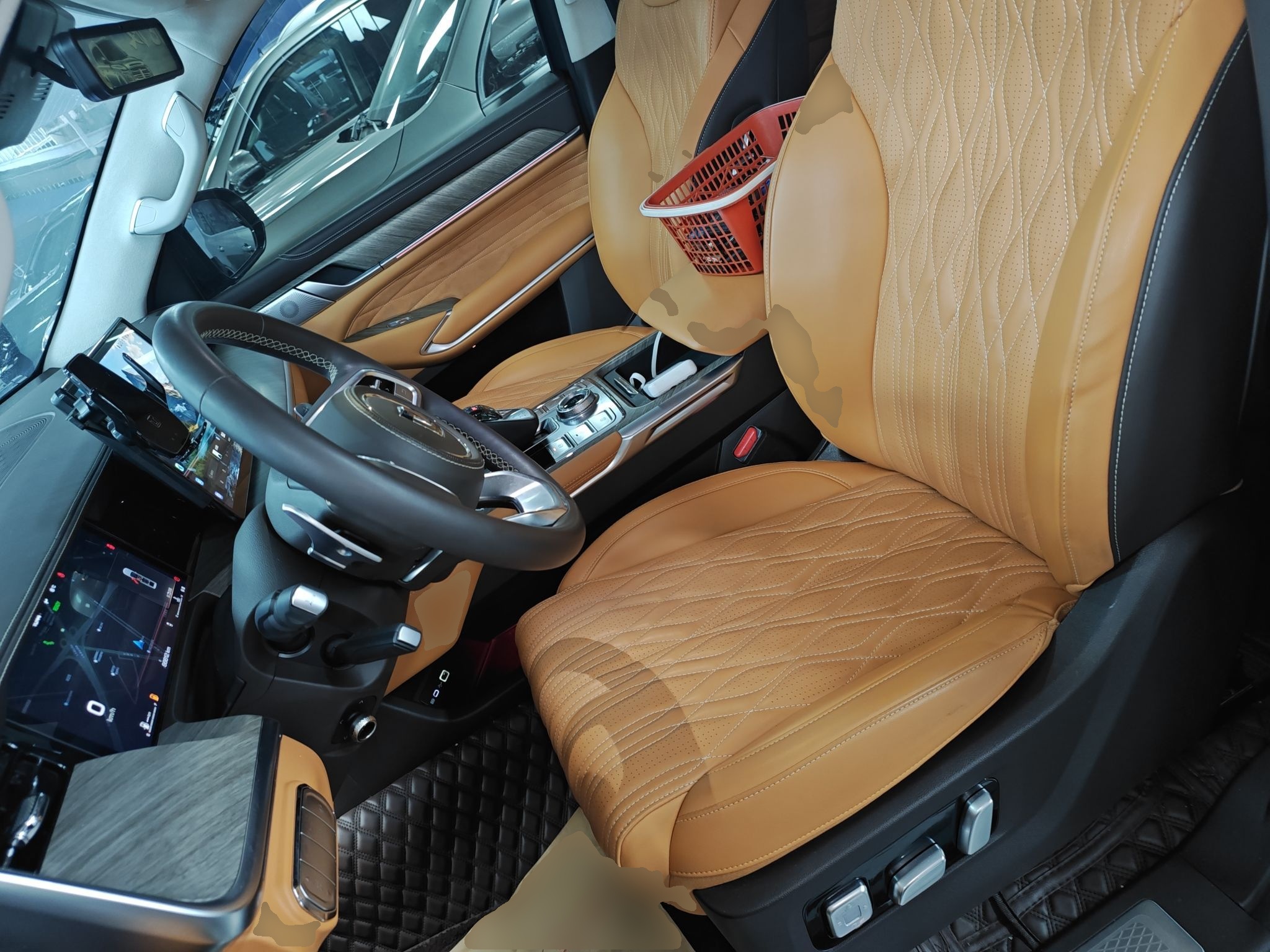 المقاعد الأمامية داخل السيارة