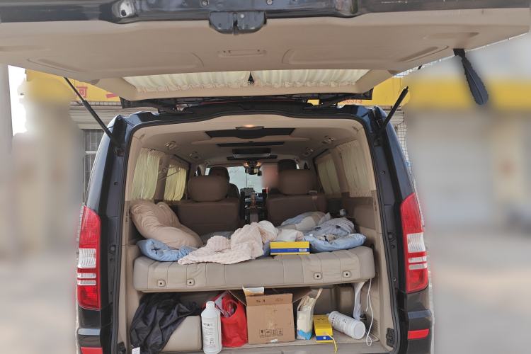 Used Mercedes-Benz Viano 2013 3.5L Haoci version Trunk