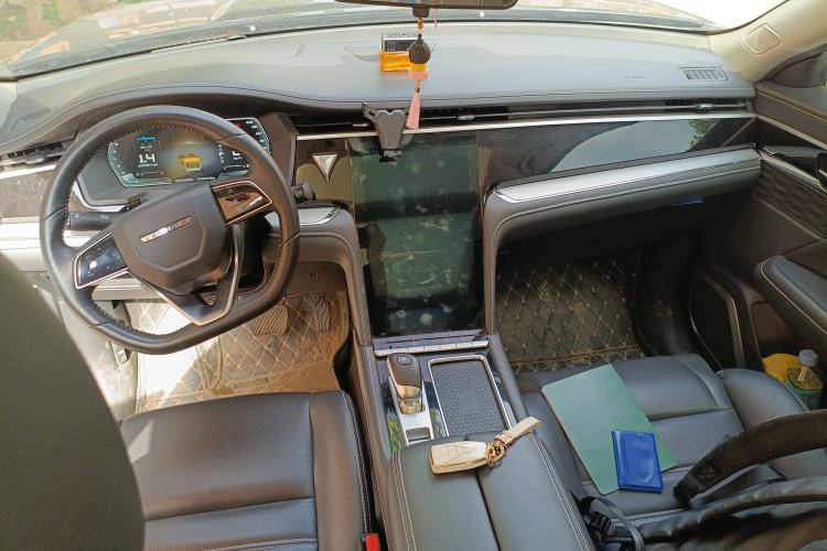 Used Venucia Star 2023 260T Starful Achievement Edition Pro
