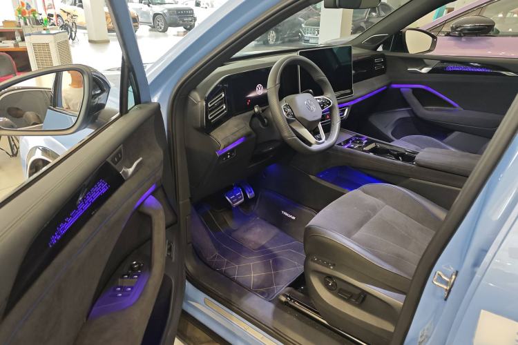 Used Volkswagen Tiguan L 2024 PRO 380TSI Four-Wheel Drive R-Line Prestige Edition
