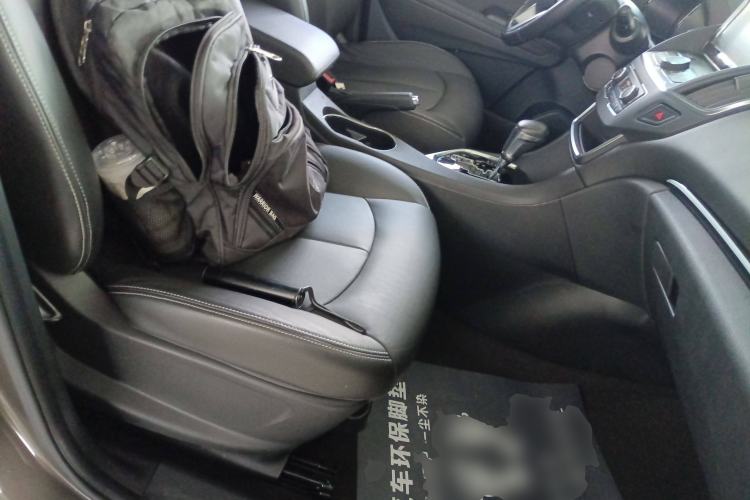 Used Dongfeng Aeolus AX5 2017 1.4T Automatic Fun Edition
