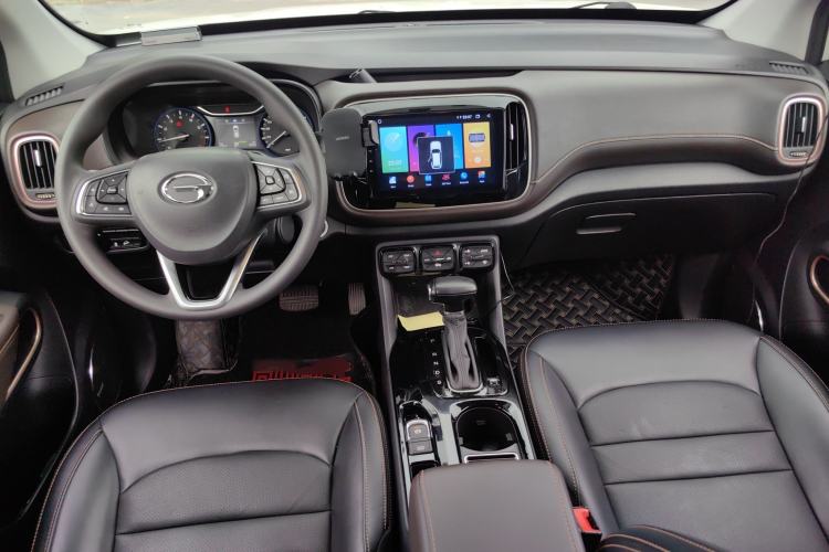 Used GAC Trumpchi GS3 2017 200T Automatic Luxury Edition Center Console