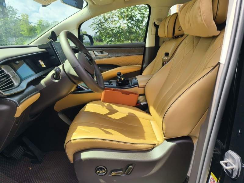 Used Denza D9 2024 DM-i 980 Four-Wheel Drive Prestige Model – Premium — 7