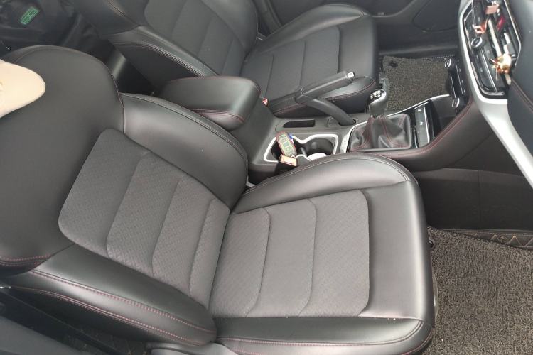 Used JAC Refine R3 2019 1.5T Jingfeng Model 7 Seats
