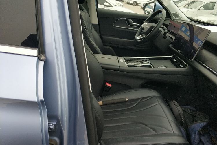 Used Chery Fengyun T9 2024 120 Long-Range Flagship Version 7 Seats Ternary Lithium