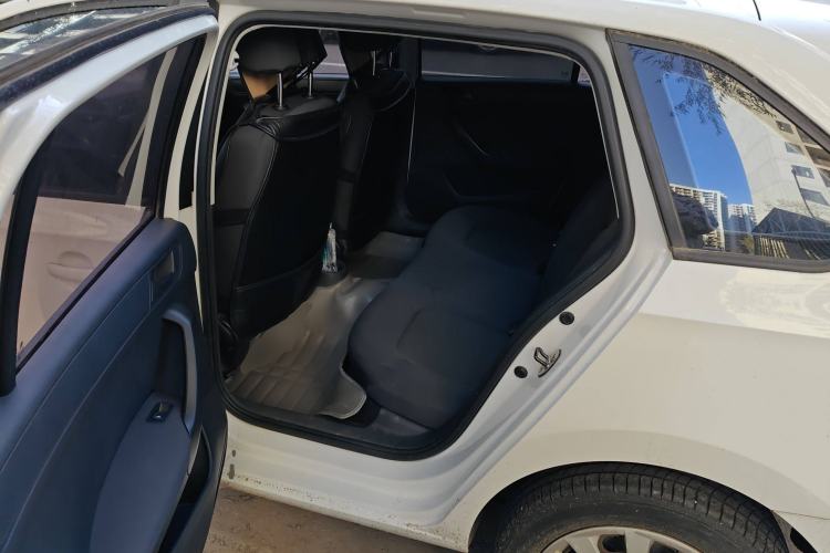 Used Skoda Rapid Spaceback 2014 1.6L Automatic Enjoyment Edition