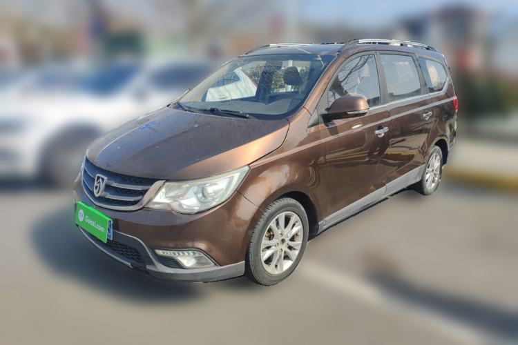Used Baojun 730 2014 1.5L manual Comfort ESP version 7 seats