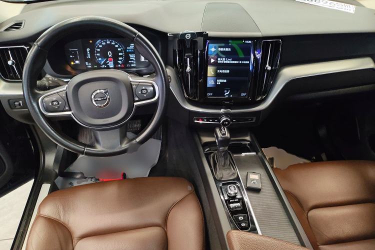 Used Volvo XC60 2020 T5 4x4 Zhiyi Luxury Edition
