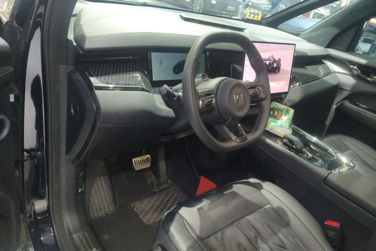 Used Zeekr 009 2024 7-Seater Walk-Through Version Four-Wheel Drive 108 kWh
