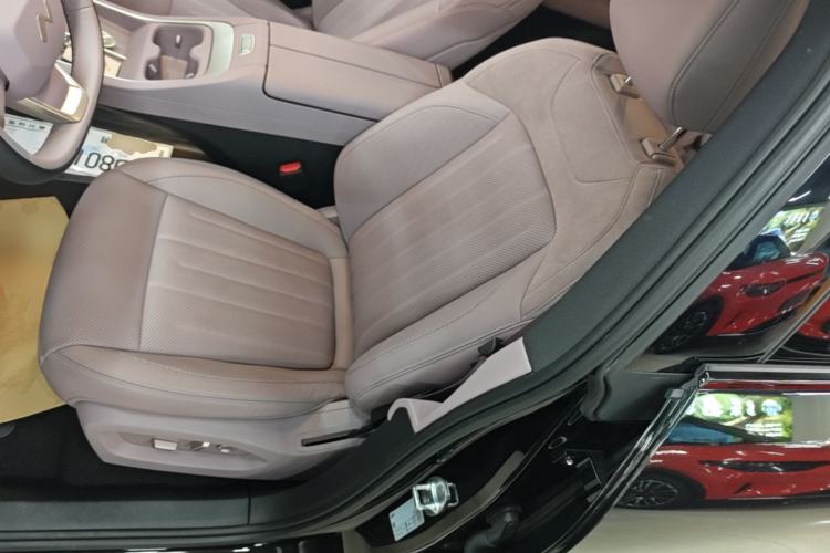 Used ONVO L60 2025 Model—60 kWh Rear-Wheel-Drive Version