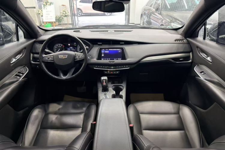 Used Cadillac XT4 2018 28T Four-Wheel Drive Leading Model