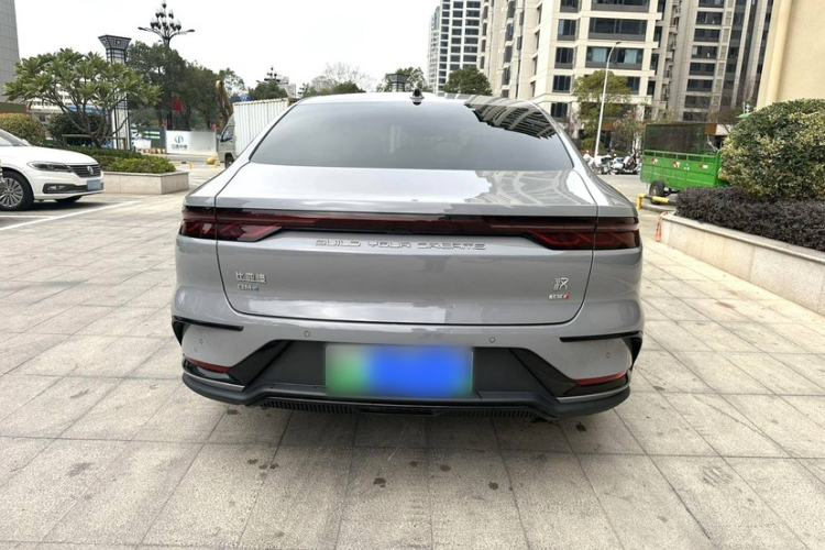 Used BYD Han 2025 DM-i Intelligent Driving Edition 125KM LiDAR Flagship Model Exterior 4