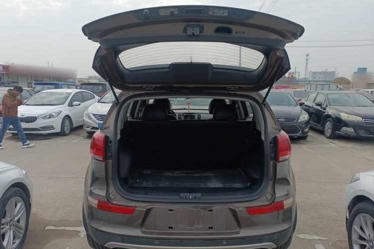 Used Kia Sportage R 2015 2.0L Automatic Two-Wheel Drive DLX Model