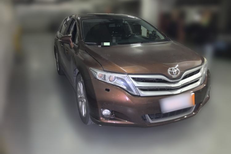 Used Toyota Venza 2013 2.7L 4x4 Luxury Edition Front Right 45 Deg