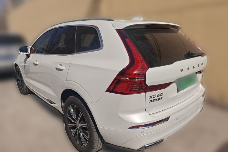 Used Volvo XC60 2020 T5 4x4 Smart Luxury Edition