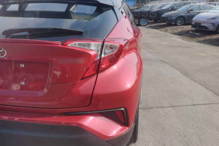 Used Toyota C-HR 2020 2.0L Leading Edition
