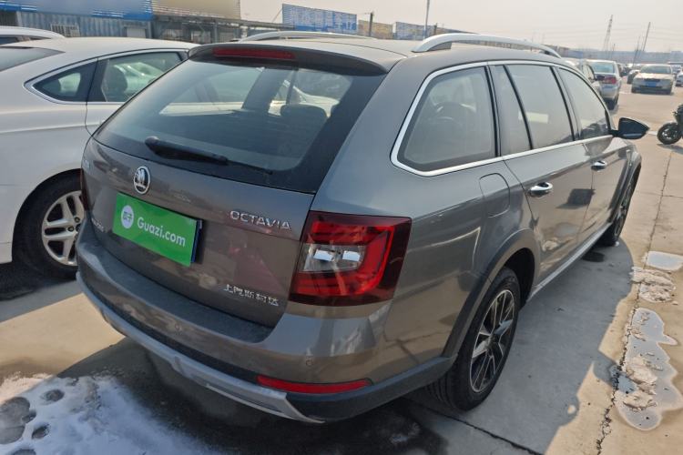 Used Skoda Octavia 2018 Station Wagon TSI230 DSG Luxury Edition