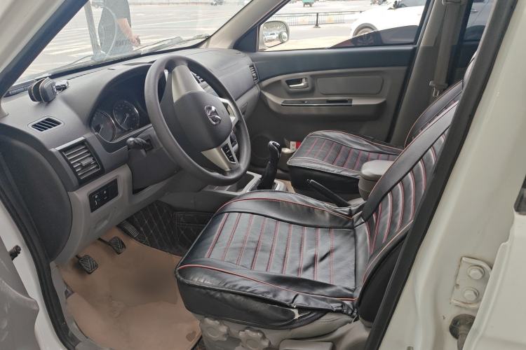 Used BAIC Weiwang M20 2014 1.5L Comfort Version BJ415B Left Front Seat