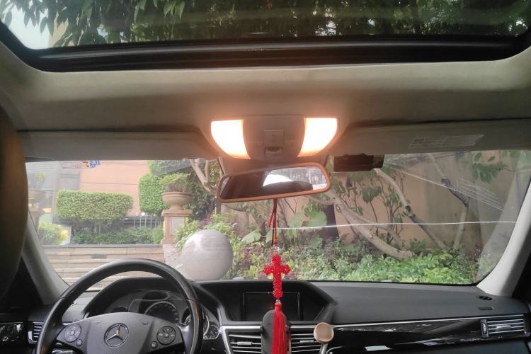 Used Mercedes-Benz E-Class 2013 E 300 L Stylish Luxury Model Headliner