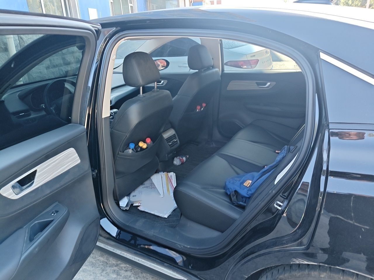 Hongqi E-QM5 2024 610 km PLUS — снимка 20