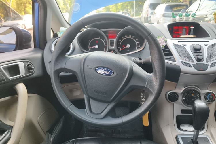 Used Ford Fiesta 2010 Hatchback 1.5L Automatic Limited Edition "Guangmang"
