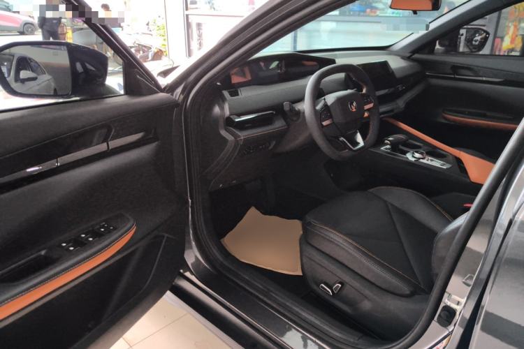 Used CHANGAN UNI-V 2022 1.5T Prestige Version Driver Seat