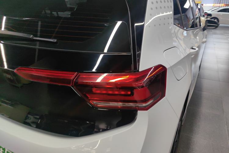 Used Volkswagen ID.3 2024 Outstanding Edition
