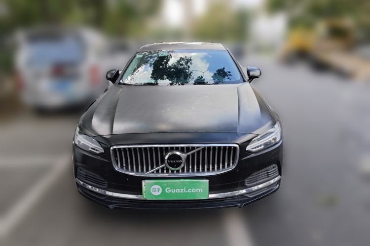 Used Volvo S90 New Energy 2021 T8 e-Drive Hybrid Luxury Edition