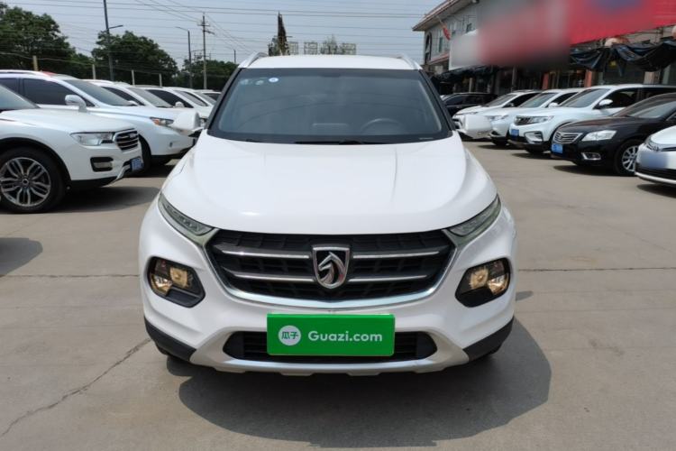 Used Baojun 510 2017 1.5L Manual Fashion Model