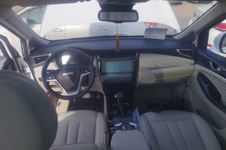 Used CHANGAN OSHAN Cosmos 2019 1.5T Automatic Flagship Version China VI Standard