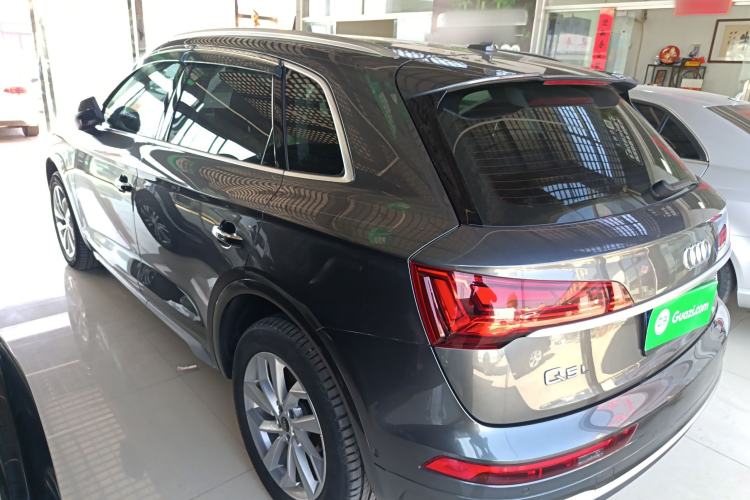 Used Audi Q5L 2022 40T Luxury Dynamic Model Rear Left 45 Deg