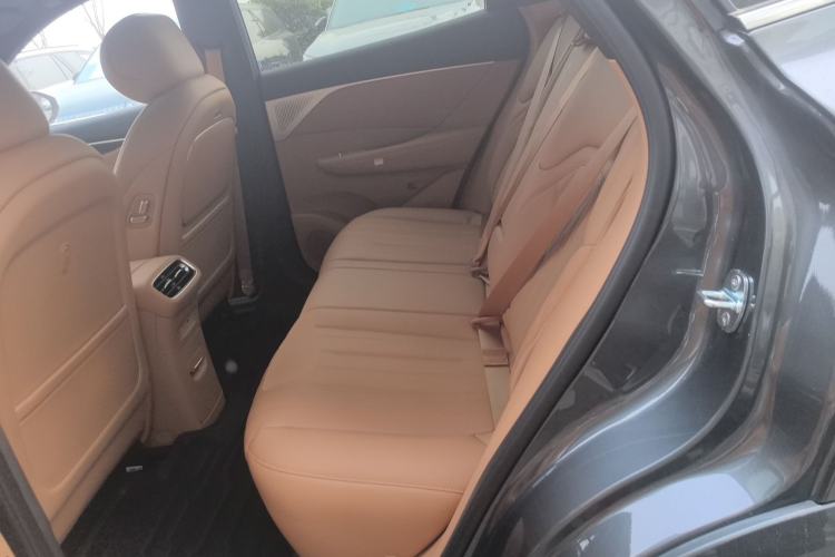 Used Dongfeng Aeolus L8 2025 Model 185KM Dream Edition
