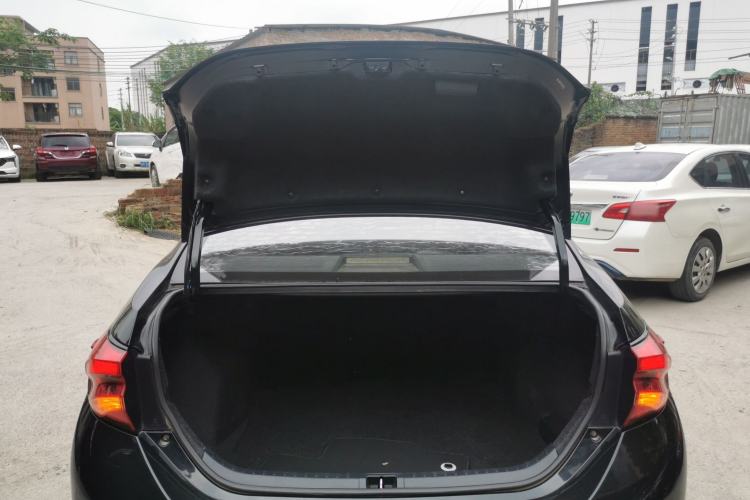 Used Toyota Levin 2017 Revised 185T CVT Elite Edition China V Standard Trunk