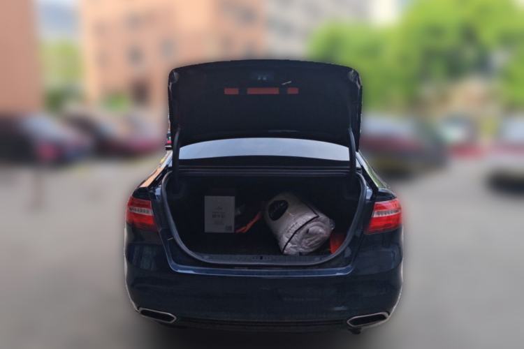 Used Ford Taurus 2016 EcoBoost 180 Luxury Model Trunk