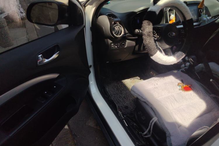 Used Kia kx1 Stonic 2021 1.4L CVT Fun & Sunroof Model Driver Seat