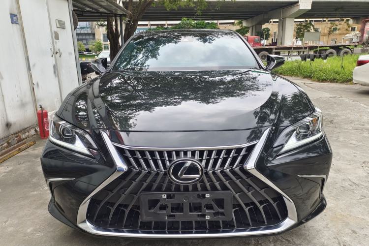 Used Lexus ES 2023 200 Excellence Edition Exterior 1