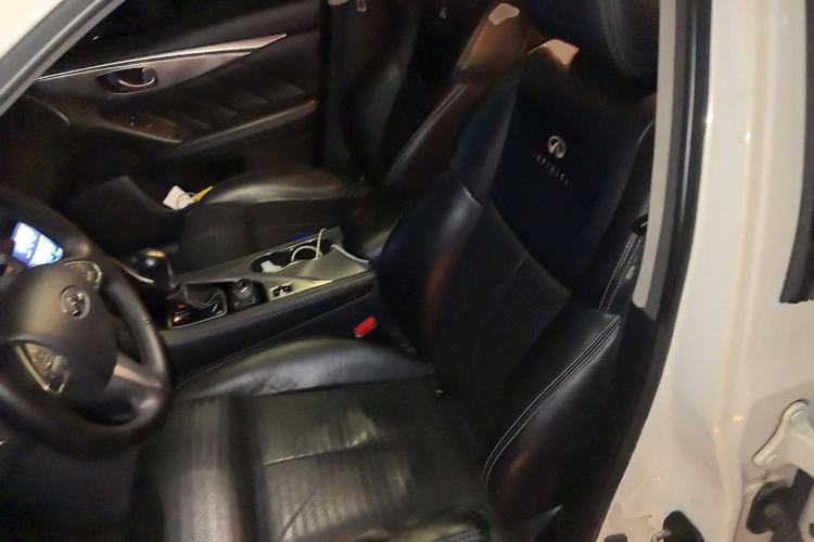 Used Infiniti Q50 2014 3.7L Luxury Sport Edition