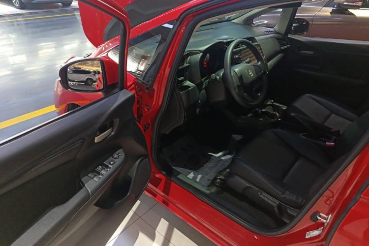 Used Honda Fit 2018 1.5L CVT Comfort Sunroof Version